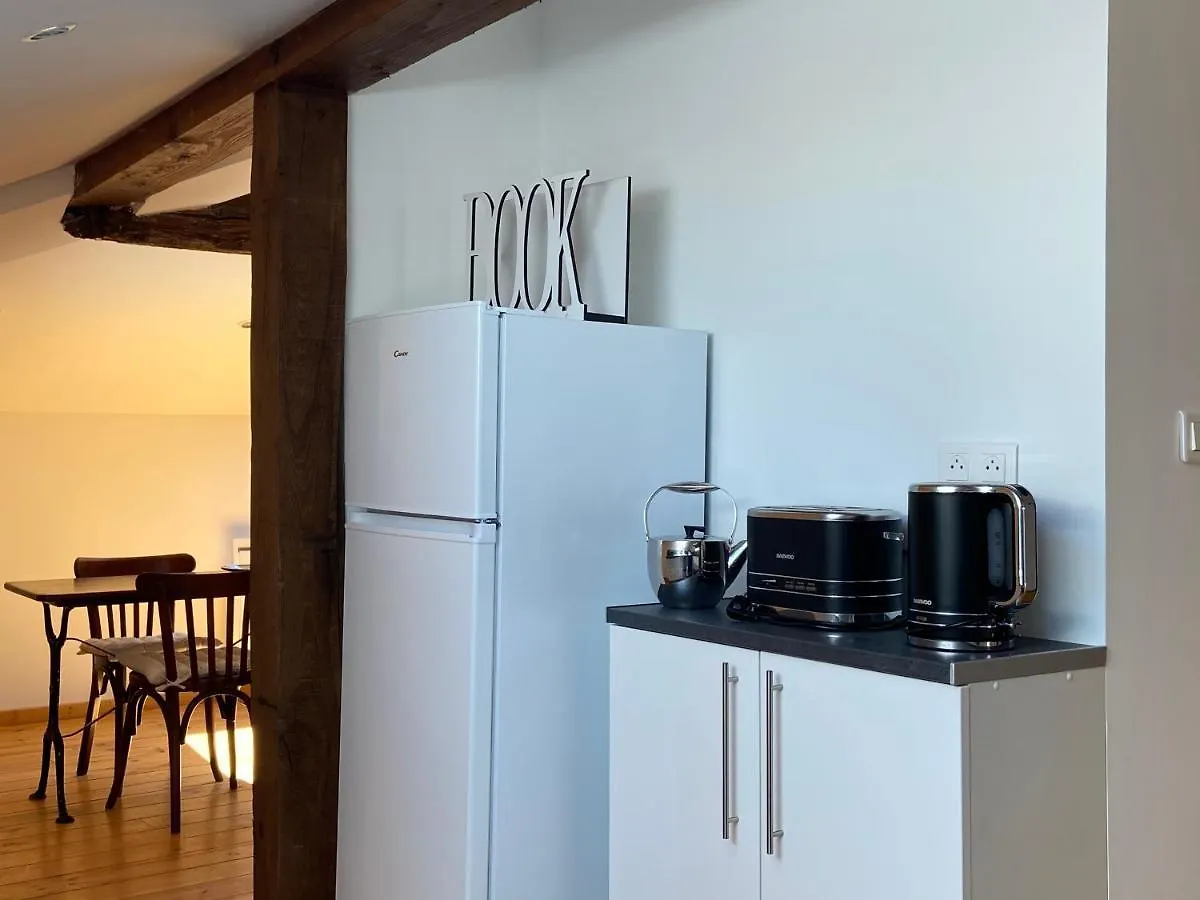 Appartement La Vue sur le Clocher Auriac-sur-Vendinelle